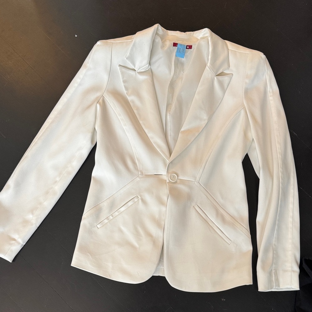 Elegant White Women's Blazer